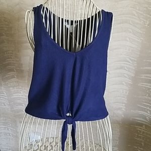 BB Dakota tank top with tie NWT